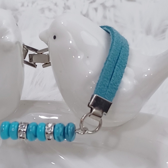 Boutique Turquoise Bracelet - Picture 8 of 8